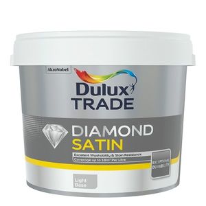 DULUX Diamond Satin Biela polomatná, 2, 5L vyobraziť