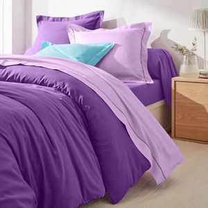 Jednofarebná posteľná bielizeň z bavlny purpurová napínacia plachta 140x190cm vyobraziť