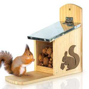 Blumfeldt Kŕmidlo pre veveričky, plechová strecha, borovicové drevo, neošetrené vyobraziť