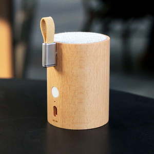 Bluetooth reproduktor z bukového dreva Gingko Drum vyobraziť