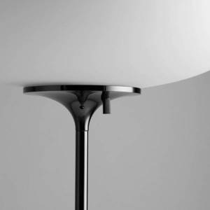 GUBI GUBI Stemlite stojaca lampa čierno-chrómová 110 cm vyobraziť