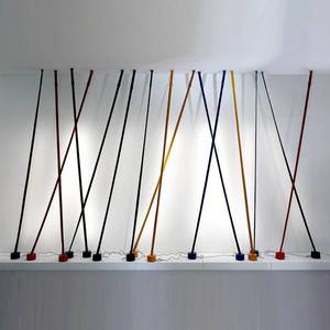 Martinelli Luce Martinelli Luce Elastica stojaca lampa svetlomodrá vyobraziť