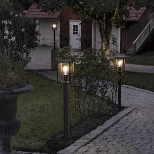 Konstsmide Chodníkové svietidlo Carpi, tvar lucerny, čierna vyobraziť