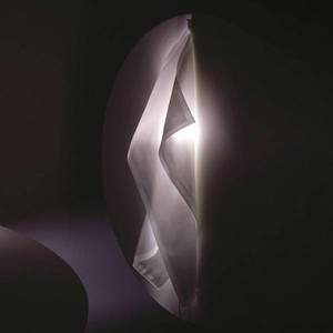 Ingo Maurer Ingo Maurer Delight nástenné svetlo, tvar uteráka vyobraziť