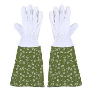Záhradné rukavice s predĺženou ochranou predlaktia Esschert Design, veľ. M vyobraziť