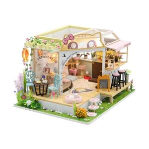 Dvěděti miniatúra domčeka Mačacia kaviareň so záhradkou vyobraziť