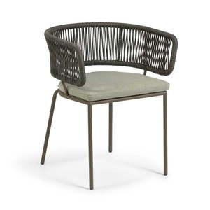 Záhradná stolička s oceľovou konštrukciou a zeleným výpletom Kave Home Nadin vyobraziť