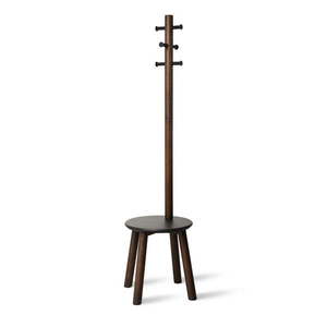 Čierny prírodný vešiak z kaučukového dreva Pillar - Umbra vyobraziť
