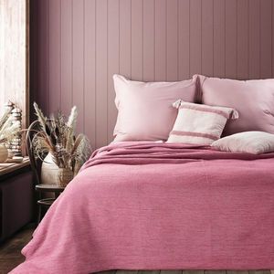 ArtFir Prikrývka na posteľ AVINION | ružová 220 x 240 cm vyobraziť
