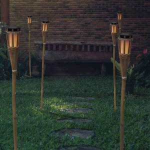 Newgarden Newgarden Hiama LED záhradná pochodeň bambus vyobraziť