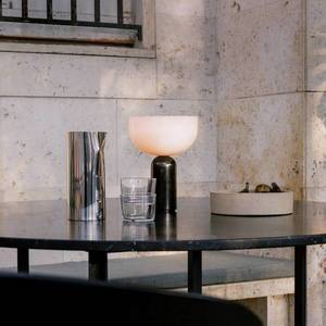 New Works New Works Kizu stolová lampa na batérie čierna vyobraziť