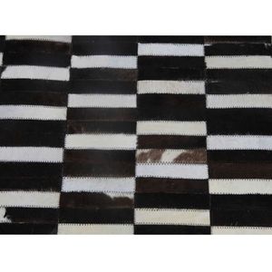 KONDELA Luxusný kožený koberec, hnedá/čierna/biela, patchwork, 69x140, KOŽA TYP 6 vyobraziť