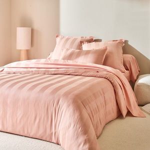 Saténová, pruhovaná posteľná bielizeň vyobraziť