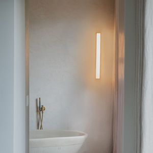 Kúpeľňové nástenné svietidlo mosadz 62 cm vrátane LED IP44 - Cascada vyobraziť