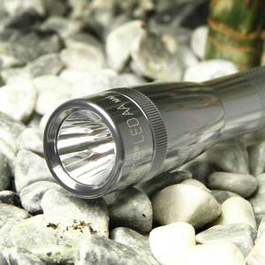 Maglite Vrecková LED baterka Mini-Maglite, titán vyobraziť