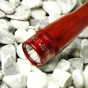 Maglite Mini-Maglite – červená vrecková LED baterka vyobraziť