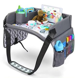 Prenosný detský stolík do auta s vreckami, sivý vyobraziť