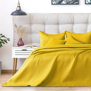 ArtFlhf Prikrývka na posteľ CARMEN | honey yellow 240 x 260 cm vyobraziť