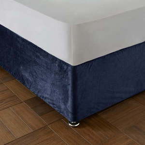 Modrý napínací zamatový poťah na rám postele 152x198 cm Kingsley – Catherine Lansfield vyobraziť