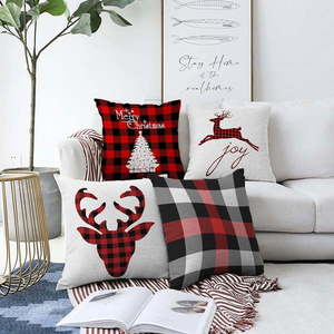 Súprava 4 vianočných žinylkových obliečok na vankúš Minimalist Cushion Covers Christmas Tartan, 55 x 55 cm vyobraziť