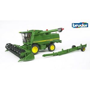 Bruder 02132 kombajn John Deere, 1: 16 vyobraziť