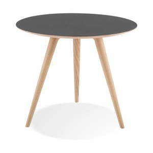 Odkladací stolík z dubového dreva s čiernou doskou Gazzda Arp, ⌀ 55 cm vyobraziť