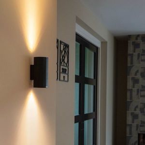 Dizajnová okrúhla nástenná lampa čierna - Sab Honey vyobraziť