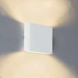 Moderná vonkajšia nástenná lampa biela 11, 5 cm vrátane LED - Batt vyobraziť
