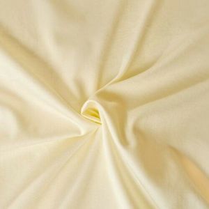 Kvalitex Saténové prestieradlo s gumou smotanová, 180 x 200 cm vyobraziť