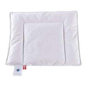 Detský vankúš s páperovou výplňou 40x45 cm Capella Baby – Universe of Sleeping vyobraziť