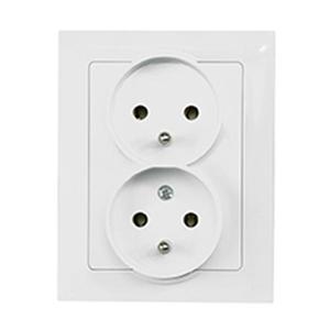 Dvojitá zásuvka czeskie white MEDIUM vyobraziť