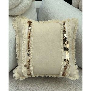 Obliečka na vankúš 43x43 cm Sequins – Mioli Decor vyobraziť