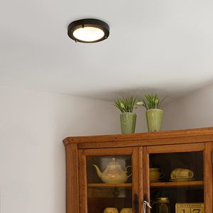 Moderné stropné svietidlo čierne 18 cm IP44 - Yuma vyobraziť