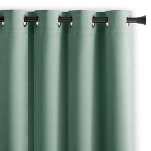 Svetlozelený zatemňovací záves 140x270 cm Eyelets – Restilo vyobraziť