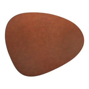 Koňakovohnedá koža 92x108 cm Curve XXXL Bull – LIND DNA vyobraziť
