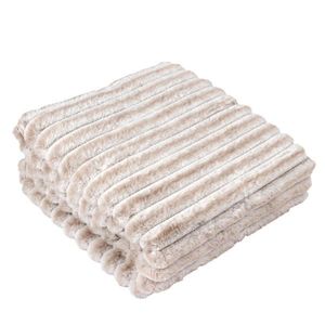 Novel DEKA, polyester, 150/200 cm vyobraziť
