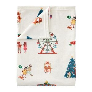 Biela detská deka z mikroplyšu 150x200 cm Christmas Fairground – Belle & Boo vyobraziť
