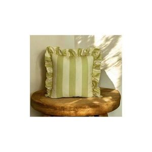 Obliečka na vankúš 45x45 cm Ruffled – Mila Home vyobraziť