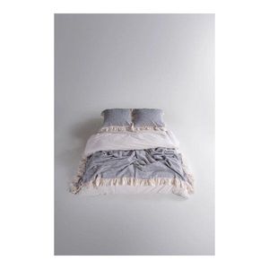 Svetlosivá súprava prikrývky a obliečky na vankúš z bavlny Renforcé 240x260 cm Bella Calm Ruffle – Mila Home Luxury vyobraziť