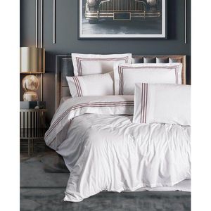 Biele obliečky na dvojlôžko/predĺžené z bavlny Renforcé 240x220 cm Red Heritage Lines – Mila Home Luxury vyobraziť
