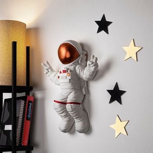 Nástěnná dekorace Astronaut 3 bílá/oranžová vyobraziť