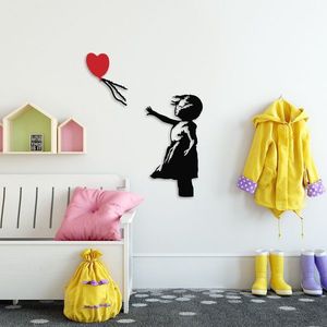 Nástěnná kovová dekorace Banksy 13 černá/červená vyobraziť