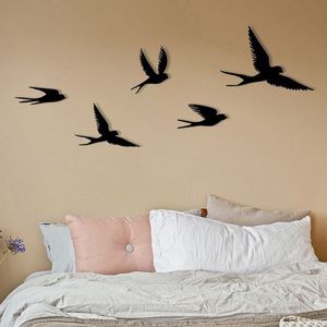 Nástěnná kovová dekorace Crow černá vyobraziť