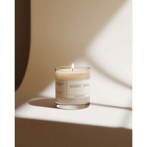 Vonná sójová sviečka doba horenia 40 h #69 Lemongrass, Bergamot, Sandalwood – Perfumed Prague vyobraziť