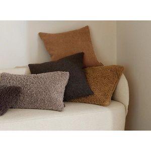 Obliečka na vankúš z materiálu bouclé 30x50 cm Teddy – Blomus vyobraziť