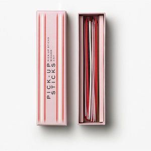 Spoločenská hra Play Pick up sticks – Printworks vyobraziť