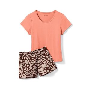 Krátke pyžamo vyobraziť