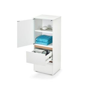 Komoda, kúpeľňa vyobraziť