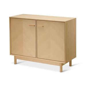 Skrinka z jaseňového dreva s ozdobnými dvierkami vyobraziť