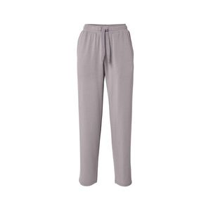 Domáce nohavice vyobraziť